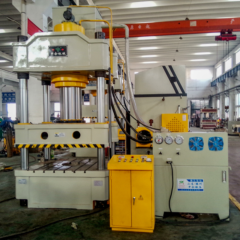 液压机