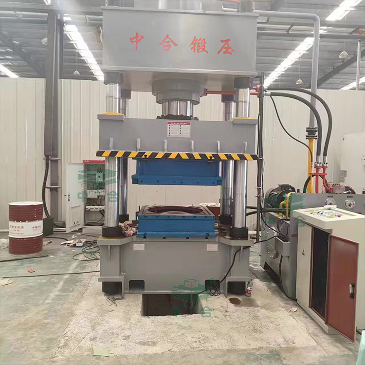 400吨不锈钢水箱板专用液压机.jpg 400吨不锈钢水箱板专用液压机.jpg