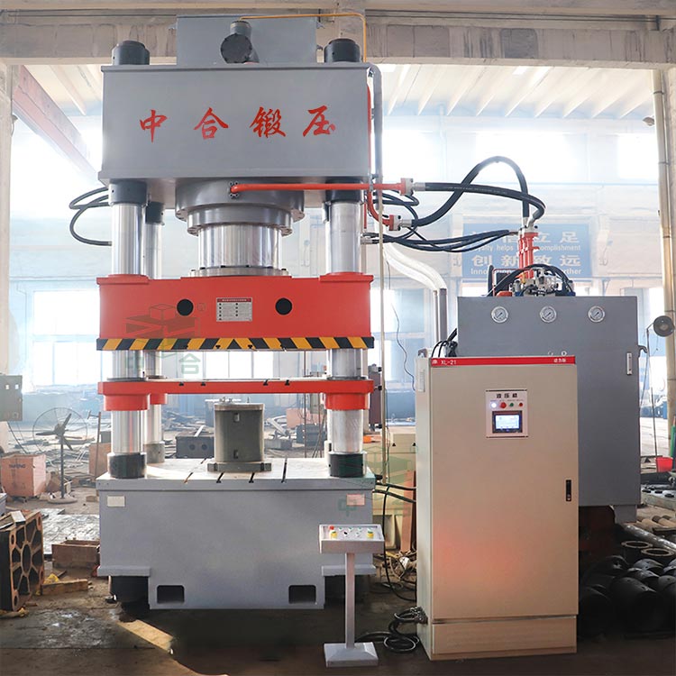 1250吨四柱液压机.jpg 1250吨四柱液压机.jpg