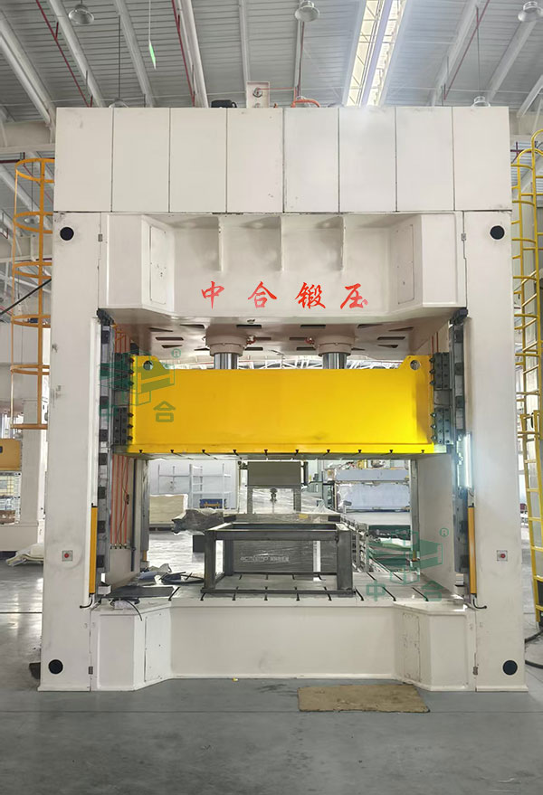 热压汽车内饰件成型液压机.jpg 热压汽车内饰件成型液压机.jpg