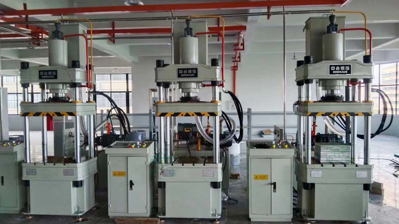 100吨四柱液压机 100吨四柱液压机