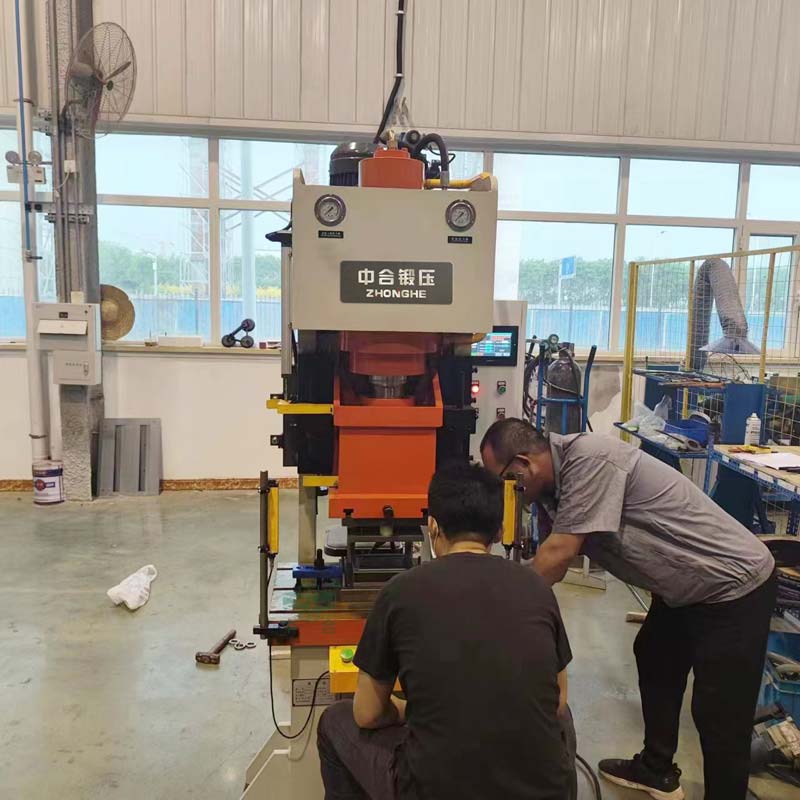 25吨液压冲床