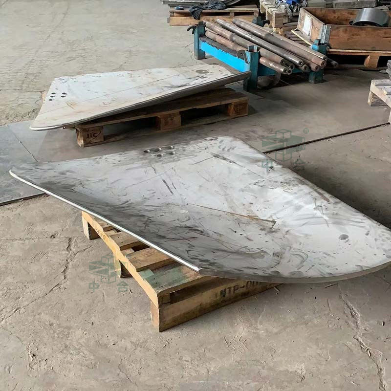 搅拌器桨叶压型液压机-1000吨四柱液压机-钢板折弯设备(图4) 搅拌器桨叶压型液压机-1000吨四柱液压机-钢板折弯设备(图4)